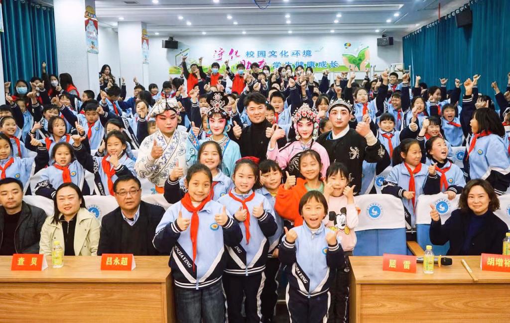 99bcd923f8e6f0cedc770efaace8466